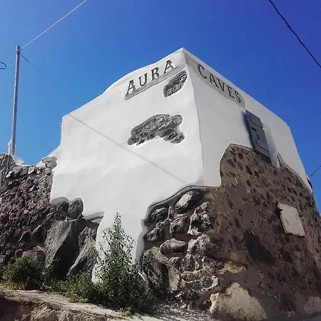 Αura Cave-2