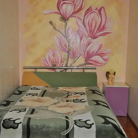 Apartment On Oleksandra Polia Avenue 110-2