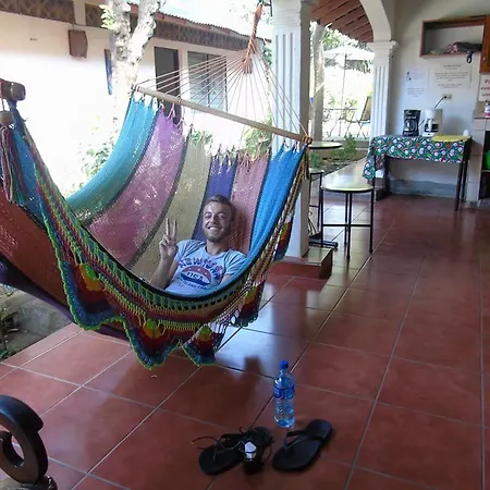 Hostal El Jardin-2