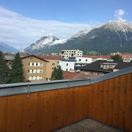 Binders Budget City-Mountain Hotel-2