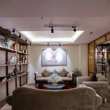 Asian Ruby Center Point Hotel & Spa-3