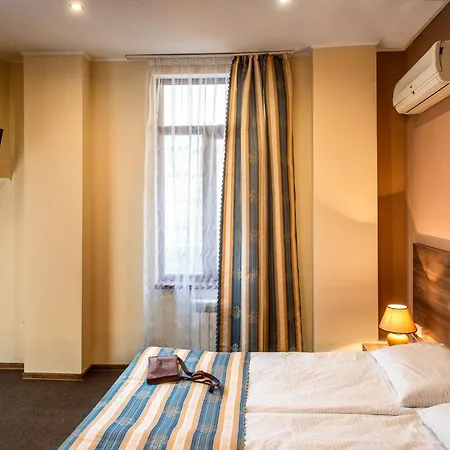 Lviv Central Jam Hotel-3