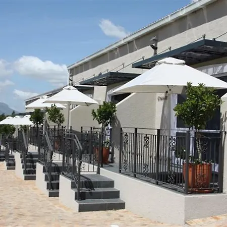 Clos Malverne Wine Estate-3