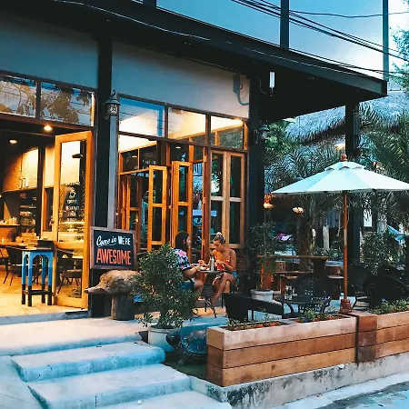 Bloom Cafe & Hostel-3