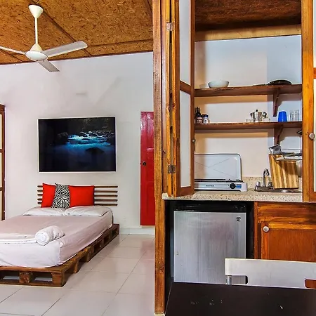 La Puerta Roja Guest House-2