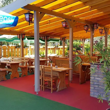Balaton Panzio-2
