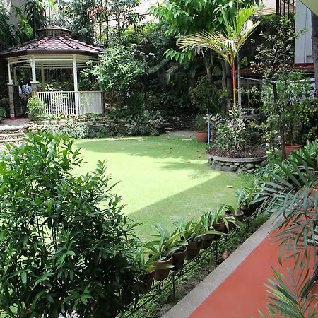 New Manila Suites-3