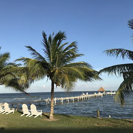 Tilt-Ta-Dock Resort Belize-2