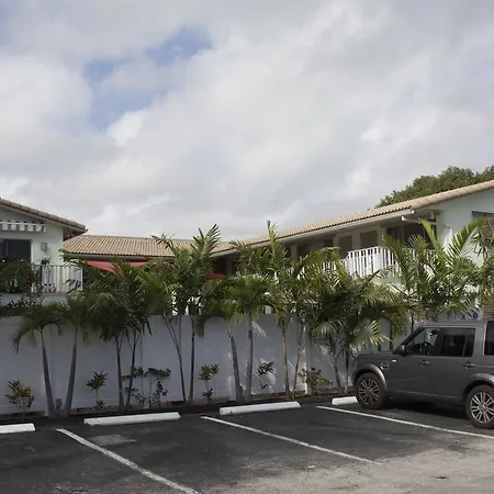 The Big Coconut Guesthouse - Gay Men'S Resort-2
