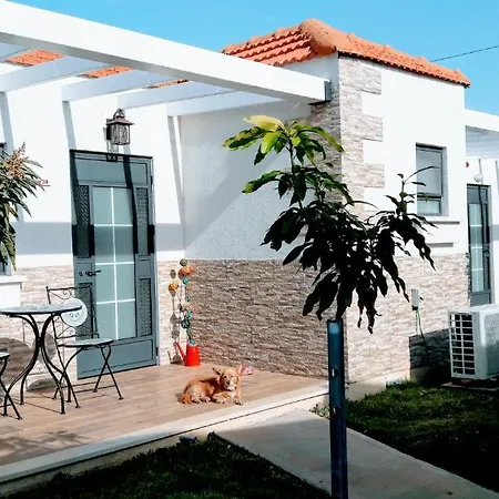Mango Holiday Rooms-3