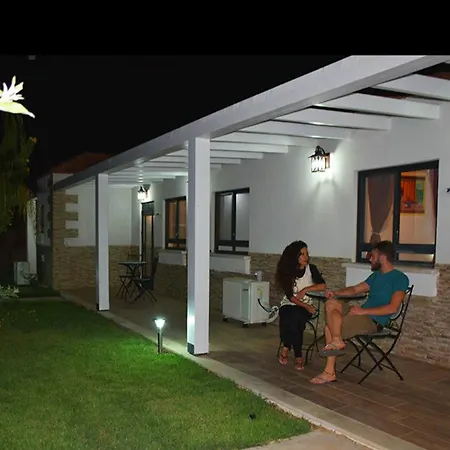 Mango Holiday Rooms-2