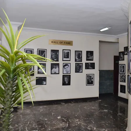 De Rembrandt Hotels And Suites-3