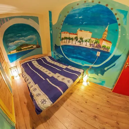 Hostel Mali Mrak-3
