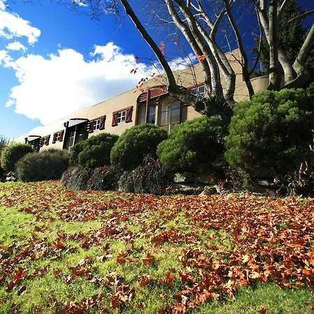 Cranbury Court Apartments-2