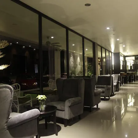 I Am Jazz Hotel-3
