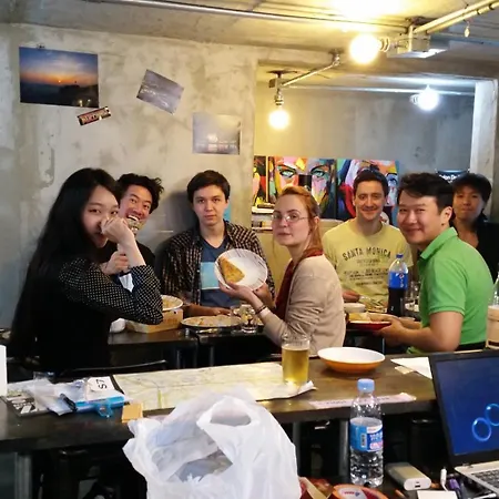 Time Travelers Party Hostel In Hongdae-3