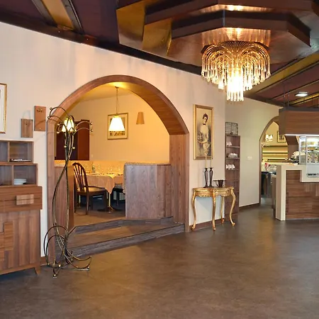 Hotel Leonardo-3