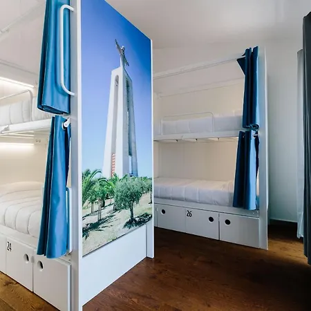 Lisbon South Hostel-2