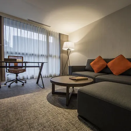 Platinum Hotel-3