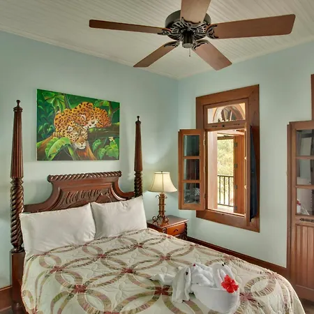 Mahogany Hall Luxury Boutique Resort-2
