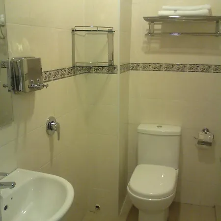 Hotel Desaria-3