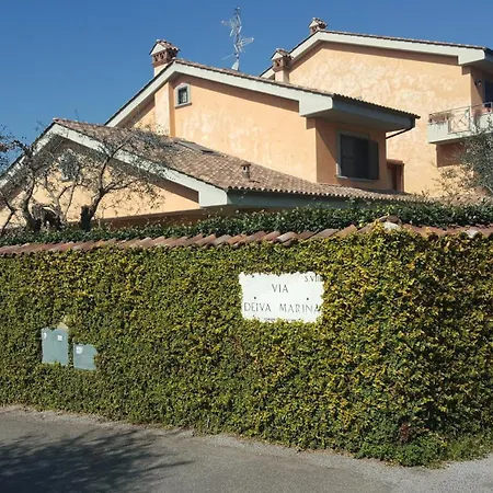 Aurelia Garden Gold B&B-3