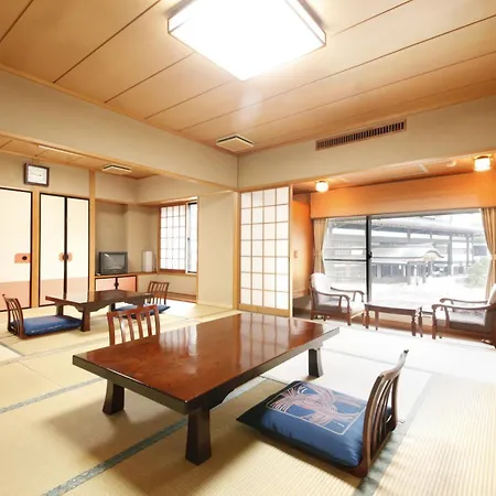 Wakamatsu Honten-2