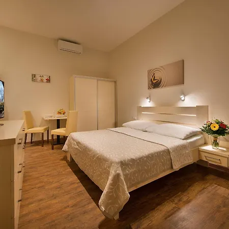 Andel Apartments Praha-2