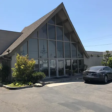 Akua Motor Hotel-2