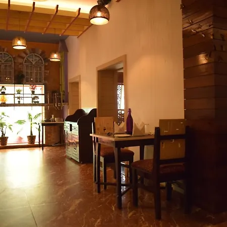 Hotel Hari Vilaas-2