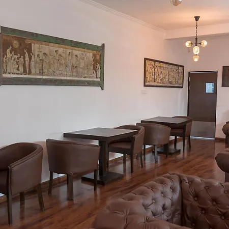 Pearl Royal Hotel, Colombo-3