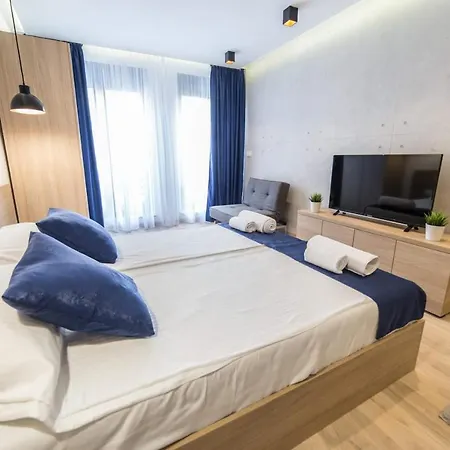 Empire Luxury Apartments-2