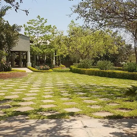 Ufulu Gardens Hotel-2
