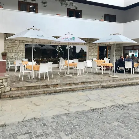 Hotel Schweizerhaus/Cafe Anton-2