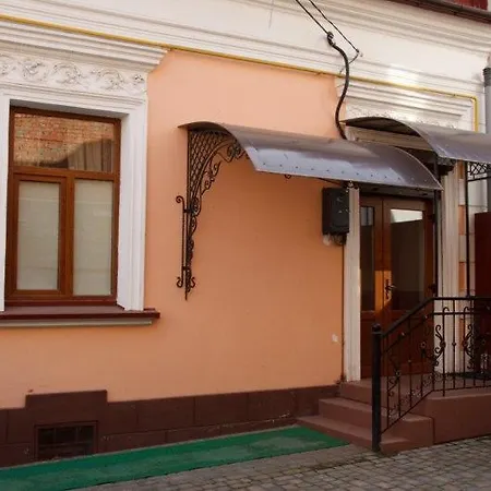 Gostynniy Dvir Hostel-2