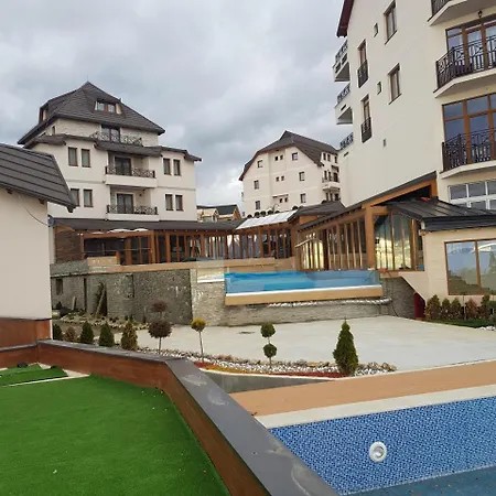 Milmari Resort Premier 47-3
