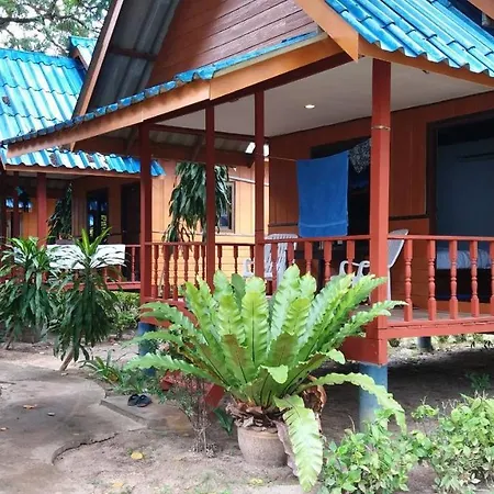 Lanta Long Beach Hostel-2