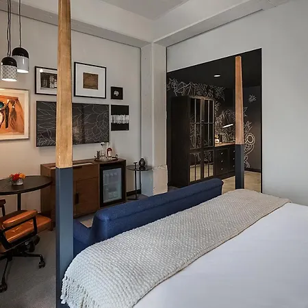 Crossroads Hotel-3