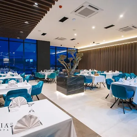 Astoria Luxury & Spa-2
