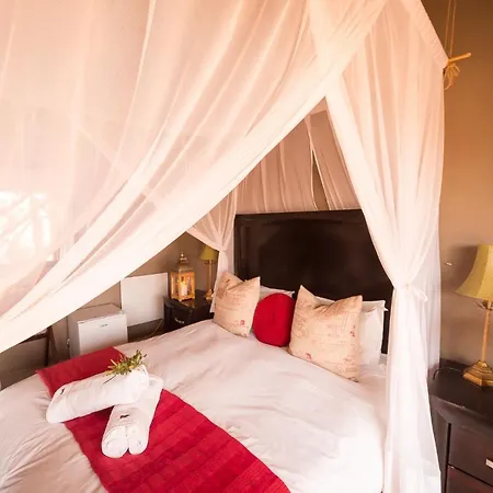 Bushwa Private Game Lodge-3