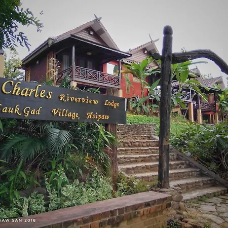Mr Charles River View Lodge-3