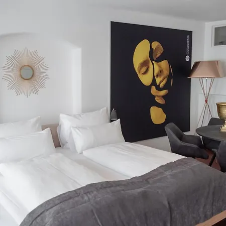 Ana Suites Augsburg City Center - Self-Service-Hotel-2