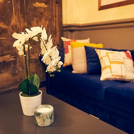 Frederick Street Townhouse-3