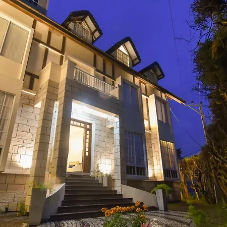 The Lynden Grove-3