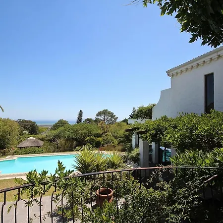 Montrose Guesthouse-2