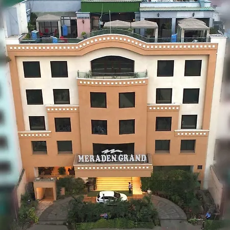 Hotel Meraden Grand-3