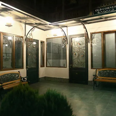 Old Corner-3