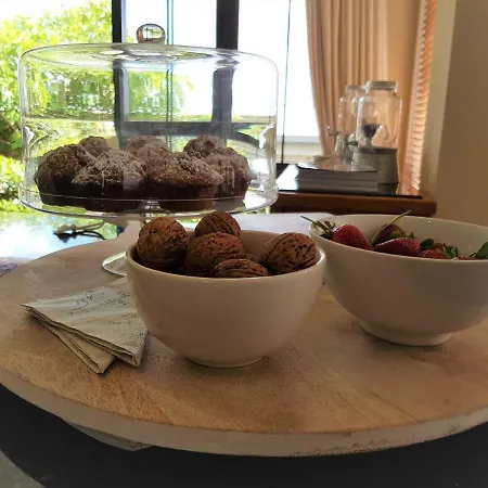 Villa Te Soro Bed And Breakfast-2