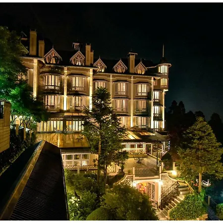Cedar Inn-3