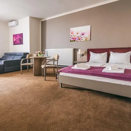 Hotel Forum-3